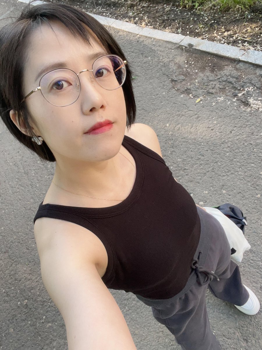 janavypp's tweet photo. 蹲个同城的，要求平时互不打扰，艾滋试纸检测能接受再来 https://t.co/7jhR3yK9fU