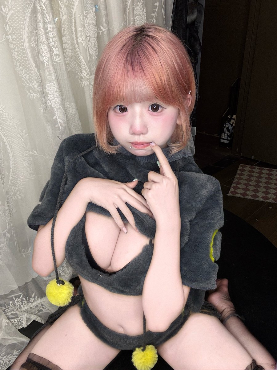 imhoiching's tweet photo. 喜歡這隻伊貝嗎？#巨乳 https://t.co/Hpx5yCdf6N