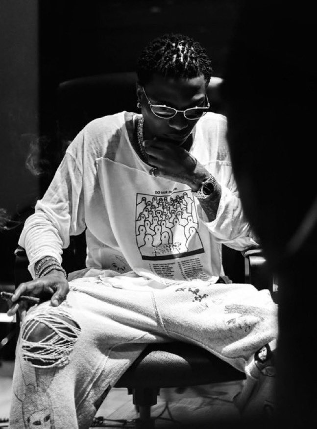 Teeniiola's tweet photo. Wizkid in new pictures 🦅❤️ https://t.co/APYV9P2Gv4