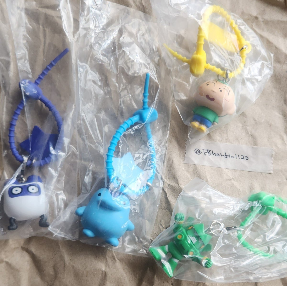 FBhanbin1120's tweet photo. サンリオ めじるしアクセサリー たまごっち ざわざわ森のがんこちゃん お文具と一緒 ポケモン チャーム 交換 買取

譲 画像1~4枚目
求 定価買取 or サンリオ系めじるし(お持ちのものご提示ください)

買取は最低2点から
画像1or3枚目を希望される場合は画像2or4枚目と抱き合わせ優先

同日発送郵送交換 https://t.co/QXMMDz2pGY