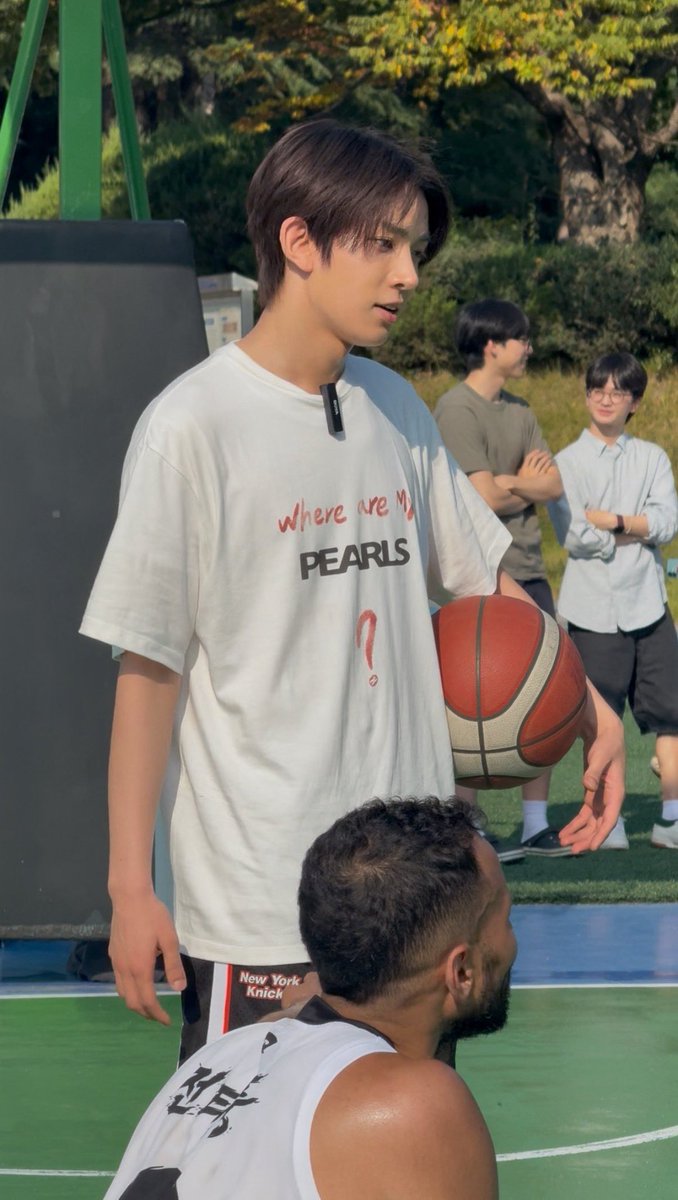heeseungcokr's tweet photo. OH MY GOD THIS HEESEUNG??? https://t.co/mSLRUn6hFV