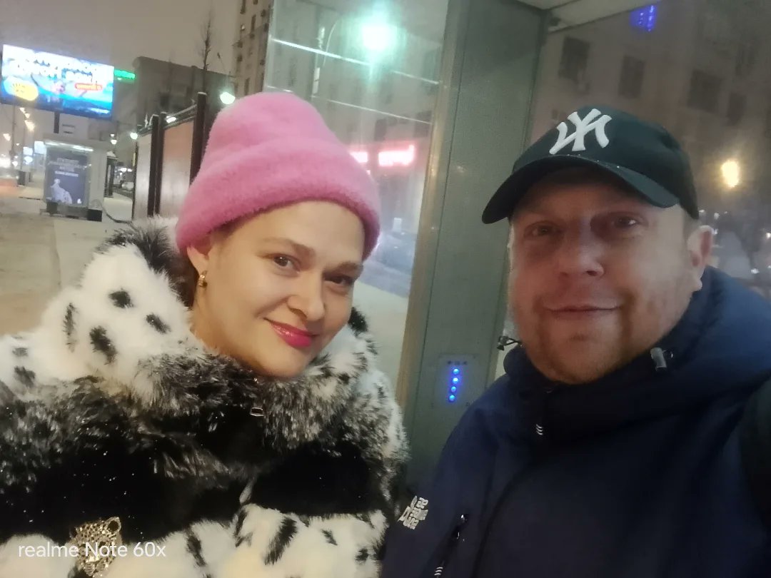 LakendraStsj's tweet photo. Photo by Aleksandr Pavlov on Kutuzovsky Avenue with @verkabomba. https://t.co/W9xrIa9Dse