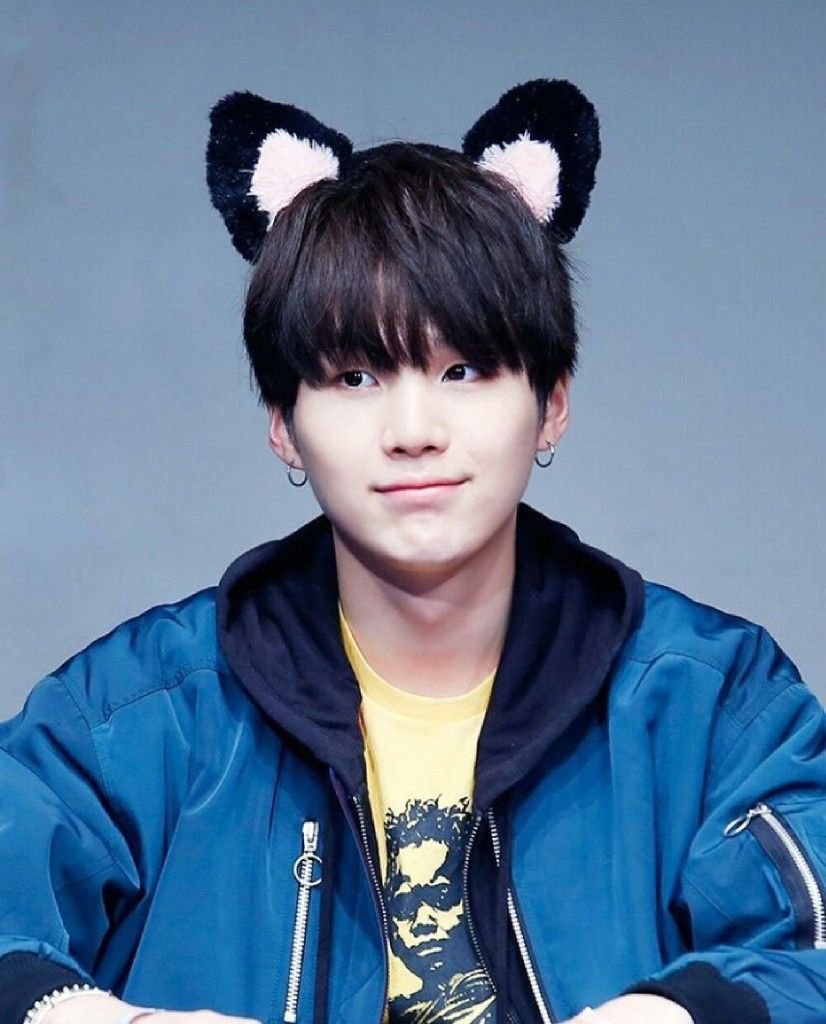 alwaysot7y's tweet photo. n년후엔 무한 고양이 모에화 당하는거 구라같다 https://t.co/jrwv3tu7YF