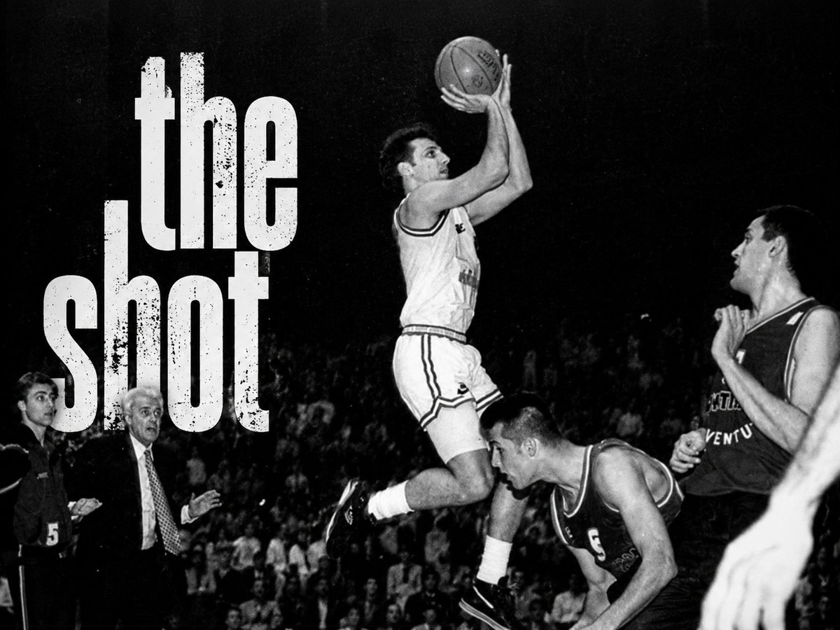 MatteoCazzulani's tweet photo. La tripla con cui Sale Đorđević laurea il Partizan campione d'Europa è il momento più iconico della pallacanestro europea.

'Fino alla fine. NBA Europe e le basket city' è il nuovo libro di Matteo Cazzulani.

#finoallafine #Euroleague #NBA #librisport #daleggere #inlibreria https://t.co/5UXKm3uSvv