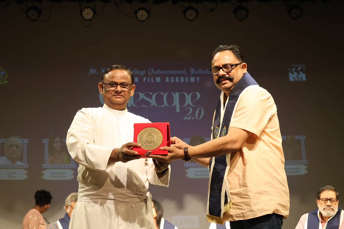 FriendsCommKol's tweet photo. Honoured to be a part of Cinescope 2.0 by Xaverian Film Academy, celebrating 100 years of the legendary Mahanayak.
For my alma mater, some debts are paid only with the heart. 🙏
A memorable discussion celebrating his timeless legacy and cinematic brilliance. https://t.co/cZbtUFtATf