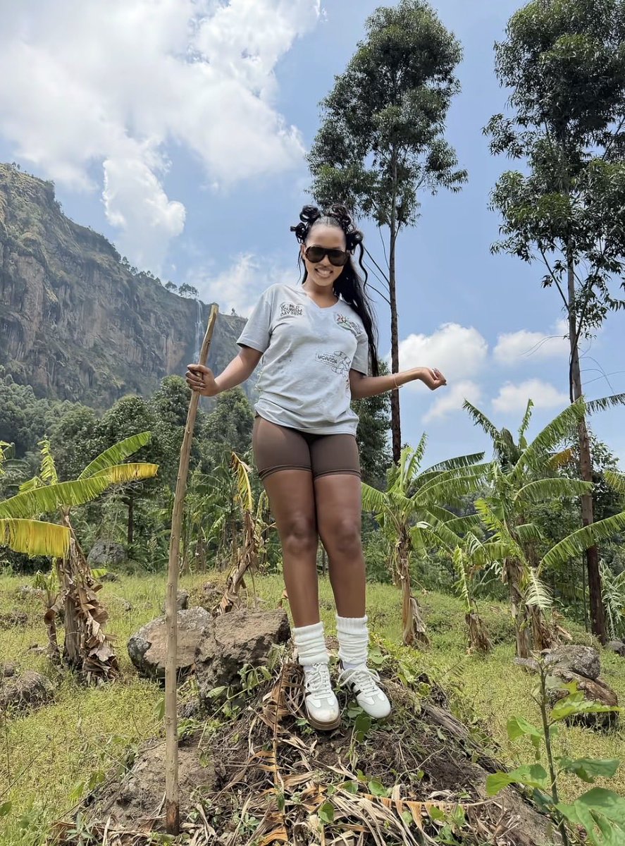 Basharmedia1's tweet photo. @SpiceDianaUg https://t.co/fx6Jo7lZt1