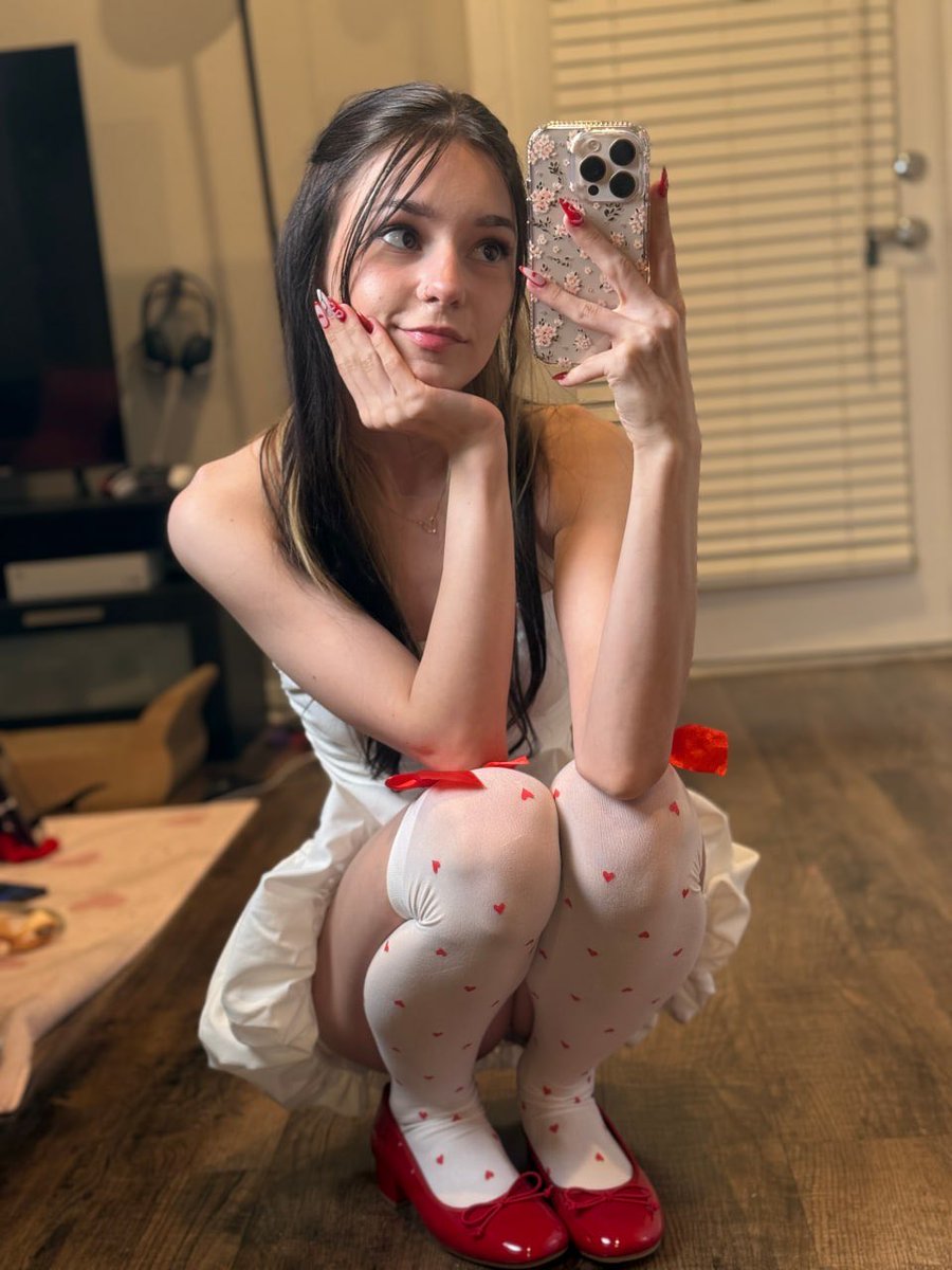katrinapetals6's tweet photo. i need a second opinion… do these look better on me or on the floor_ https://t.co/RFBkUc5zgs