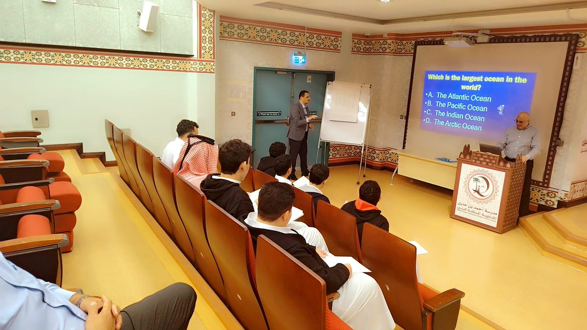 abhschool's tweet photo. نظّم قسم اللغة الإنجليزية مسابقة لطلاب صف الحادي عشر  ضمن الأنشطة اللاصفية في فترة الفرصة، بهدف تعزيز المهارات اللغوية والتواصلية، وتحفيز التنافس الإيجابي في بيئة تعليمية محفزة https://t.co/fib7gDU4i4