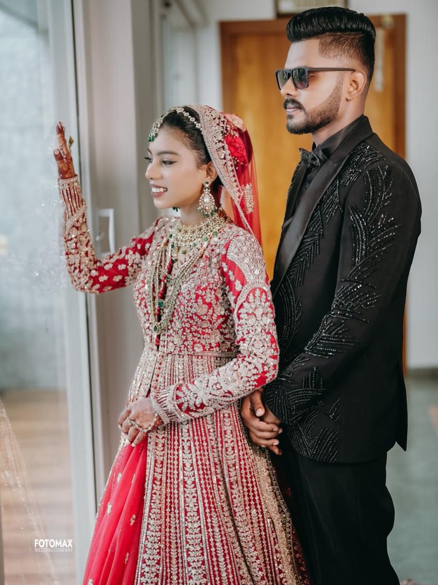 ShainaMiche1's tweet photo. BRIDE SHAMILA https://t.co/fhoyAAbYnH