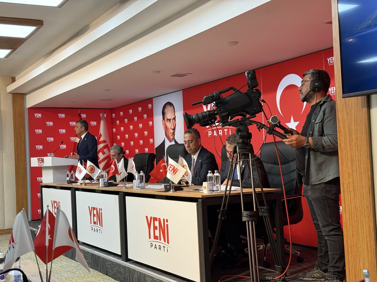 MTanal's tweet photo. Yeni Parti milletvekili kampımız, Genel Merkezimizde başladı.

30 Eylül–1 Ekim tarihlerindeki yeni yasama dönemi hazırlık toplantımızda, halkımızın sorunlarını Meclise taşıma kararlılığıyla çalışıyoruz. https://t.co/lz8RtWqgXY