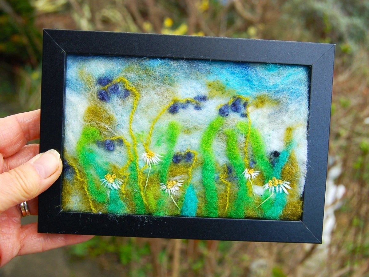 Yorkshireharec1's tweet photo. Check out Needle Felted Wool bluebells picture textile art, fibre art https://t.co/vzxPWnjJ7P #eBay via @eBay_UK https://t.co/G4jvyRU7oL