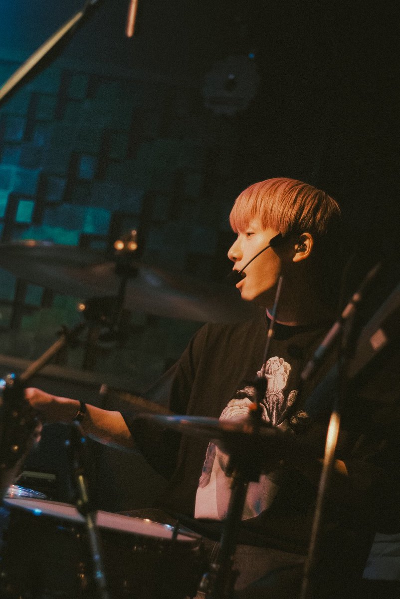 offshore_99's tweet photo. 26.9.18 二子玉川GEMINI THEATER
「Offshore Tour 2026 "Repercussion" Tour Final ONE MAN LIVE」
改めて、ありがとうございました!
Guest : Maaaki(from VIDA Hollywood)
Photo by @otoha09590303
#Offshore_Band #GEMINITHEATER
#Maaaki #VIDAHollywood https://t.co/gSVKIxT6OL