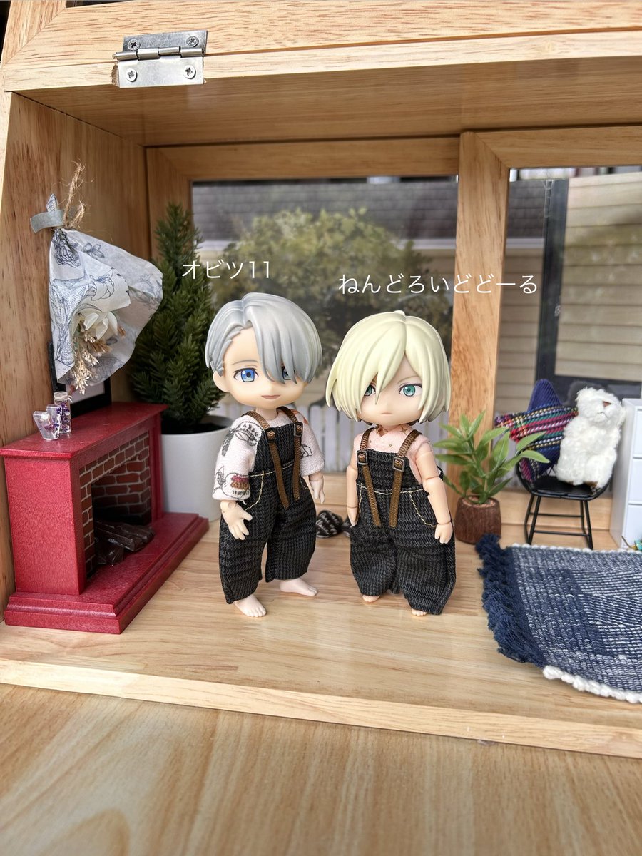 asmicboxshop's tweet photo. 10/4(日)22:00頃から
minneにてショップオープン予定です🤗

妖怪刺繍のノースリーブシャツやニットのモンスターも登場します👾
ティーカップのモンスターは「ニッティ・プゥ」と名付けました😆w

minneにてキャンディーTから上のものは全て出品予定です🍬🤗 https://t.co/APf47CEvBn