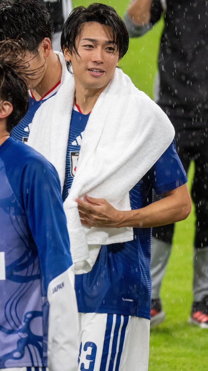HACHI5211710542's tweet photo. 雨と汗と

 #中村敬斗
 #サムライブルー
 #SAMURAIBLUE
 #サッカー日本代表 https://t.co/ZzOOZdM8zb