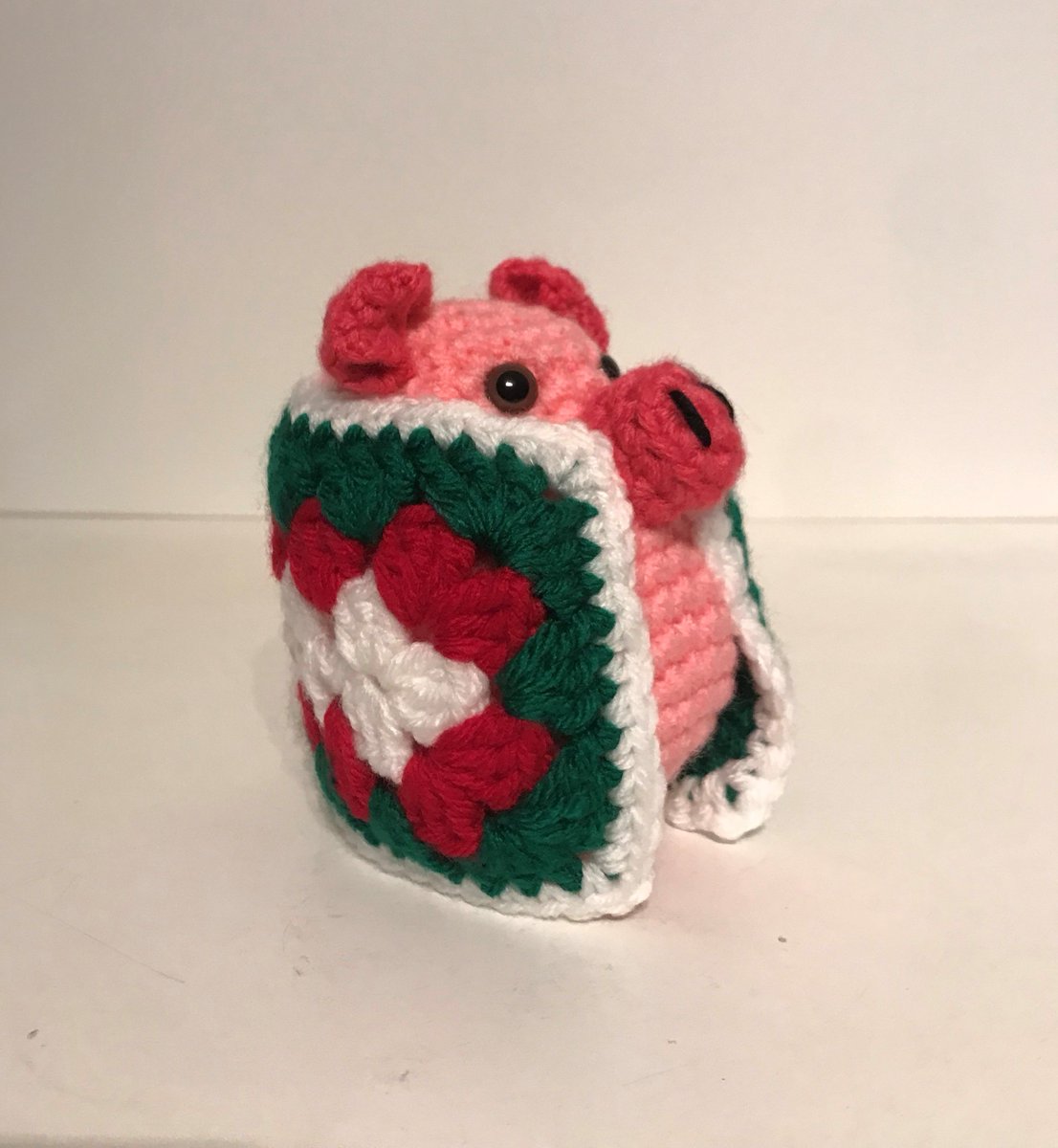 anthonybrighton's tweet photo. Custom Pig in a blanket - https://t.co/GUrV9yZ5cb - #Piginablanket #Pig #anthonybrighton #ATEtsyRT #amigurumi #handmade #etsy #etsyretwt #crochet #custom https://t.co/zuLzwB1Iub