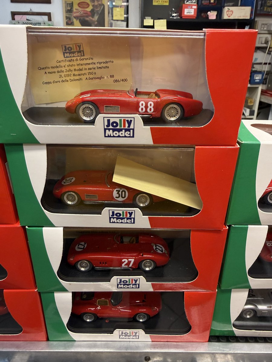 cars_tiny's tweet photo. Maserati Jolly Model scala 1:43 #tinycars #modellini #maseratimodel #scale143 #negoziodimodellismo https://t.co/UOjS7yMgRC
