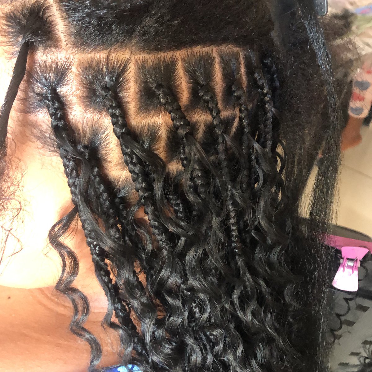KrystinaCof2f's tweet photo. Every detail makes all the difference in every braid. https://t.co/J0lcnK9t77