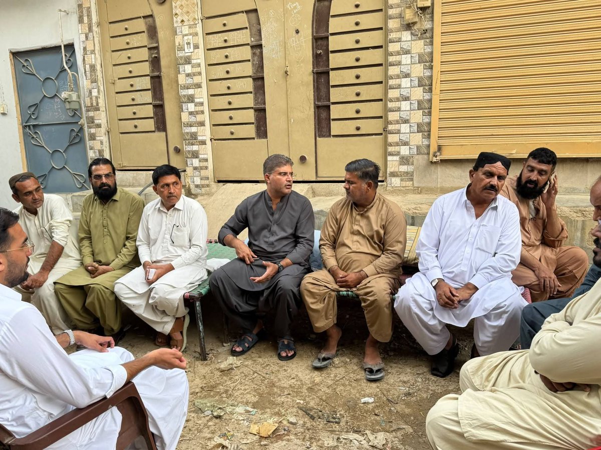 amanjadoonppp's tweet photo. قائم مقام صدر PPP دسٹرکٹ ملیر عدیل اختر شیخ اور سینئر رہنما پاکستان پیپلزپارٹی لالا دوست محمد خان نے سابقہ سینئر نائب صدر 129 ملک شہزاد کی والدہ کی وفات پر دعا و تعزیت کی۔
@BBhuttoZardari @AseefaBZ https://t.co/wIptm0WttC
