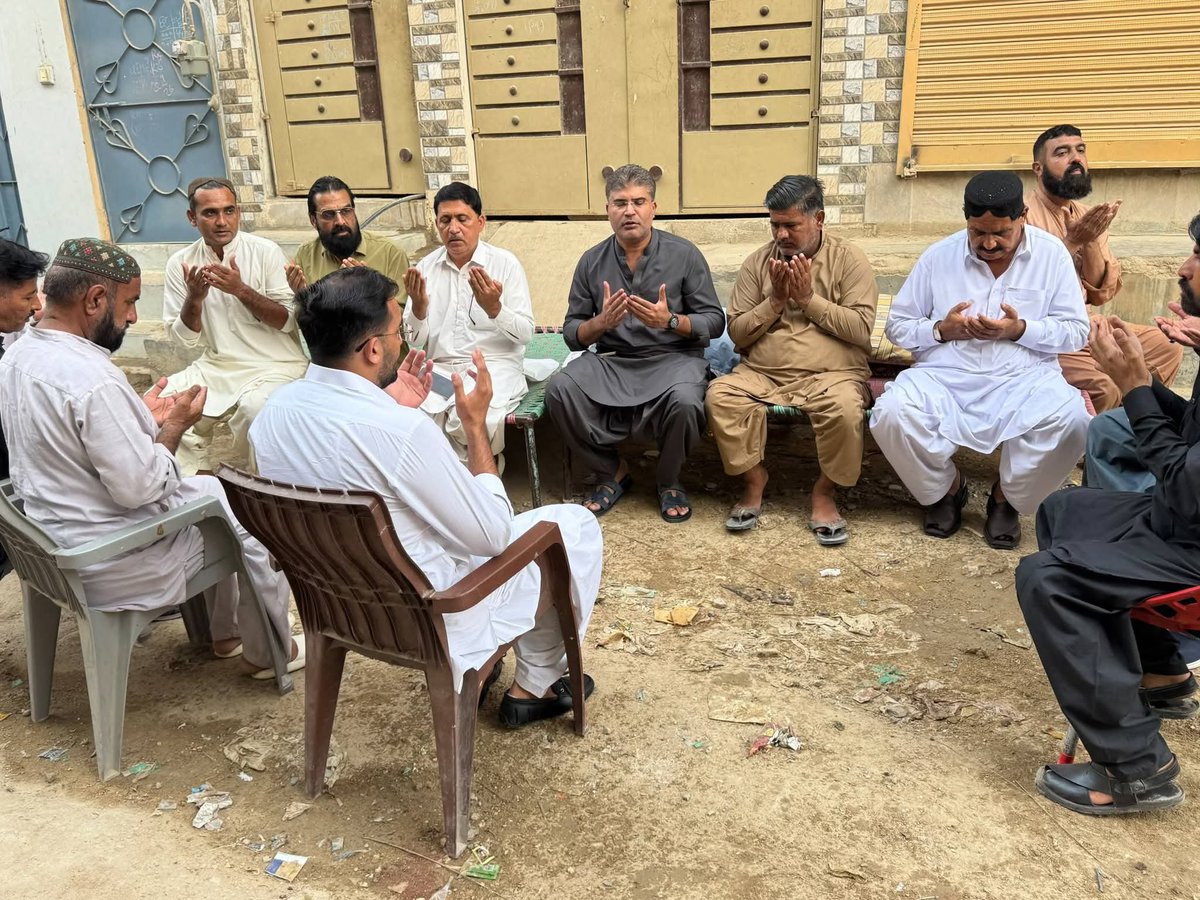 amanjadoonppp's tweet photo. قائم مقام صدر PPP دسٹرکٹ ملیر عدیل اختر شیخ اور سینئر رہنما پاکستان پیپلزپارٹی لالا دوست محمد خان نے سابقہ سینئر نائب صدر 129 ملک شہزاد کی والدہ کی وفات پر دعا و تعزیت کی۔
@BBhuttoZardari @AseefaBZ https://t.co/wIptm0WttC