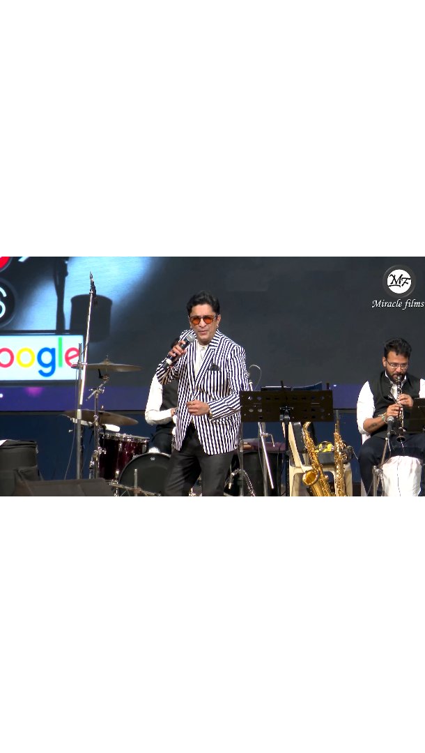 Miraclefilmz's tweet photo. Timeless Classics - dev anand
https://t.co/M7AdTj7Shu
song: jeevan ke safar mein rahi
#jeevankesafarmeinrahi #TimelessClassics #oldhindiisongs #MultibaggerStocks #devanand https://t.co/XbuGceMqeS