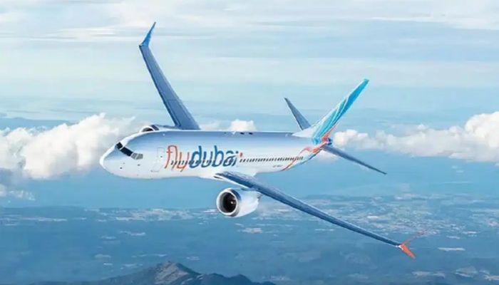 tv13gujarati's tweet photo. Dubai to Tel Aviv Flight Hijack Alert: દુબઈથી તેલ અવીવ જતું વિમાન હાઈજેક થયાની આશંકા, ઈઝરાયલ હાઈ એલર્ટ પર
https://t.co/2yj8pCJOhv

#FlightHijackAlert #Flydubai #DubaiToTelAviv #AviationNews #IsraelHighAlert #SaudiArabia #BreakingNews #MiddleEastUpdates https://t.co/sOXhwcYTDb