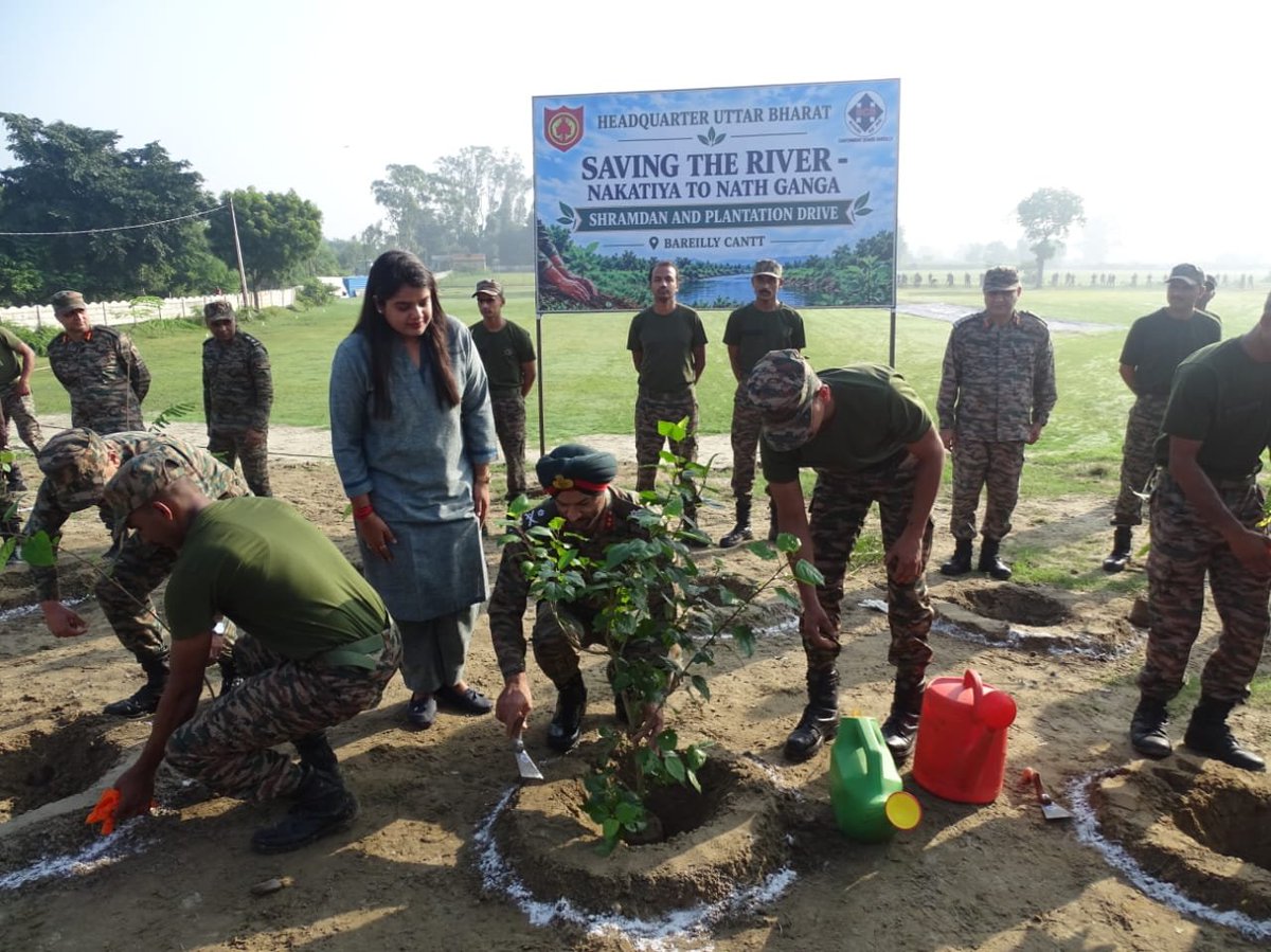 UBArea_IA's tweet photo. 🇮🇳 11,000 TREES. ONE RIVER. ONE GREEN MISSION.

From Nakatiya to Nath Ganga, the mission is bigger than a cleanup — it is a pledge to revive a living river corridor.

On 30 Sep 2026, HQ Uttar Bharat & Bareilly Cantonment Board joined hands with Army personnel and civic stakeholders for Shramdaan, river cleaning, bank restoration and plantation.

🌱 11,000 trees planted for the proposed Nakatiya–Nath Ganga Green Corridor.

Cleaner river. Greener banks. Stronger Jan Bhagidari.

Nakatiya to Nath Ganga — together for a living river.

#IndianArmy #SuryaCommand #HQUttarBharat #SHS2026 #SwachhataHiSewa2026 #MissionLiFE #CleanRiver #GreenIndia

@SwachhBharatGov @SwachhBharat @MoHUA_India @MoJSDDWS @adgpi @panchshulpulse @PRODefDehradun @suryacommand @IbexRadioTarana @radioibextarana @voiceofspiti @voiceofkinnaur @ProDefLko @SpokespersonMoD @DefMinIndia @ceobareilly