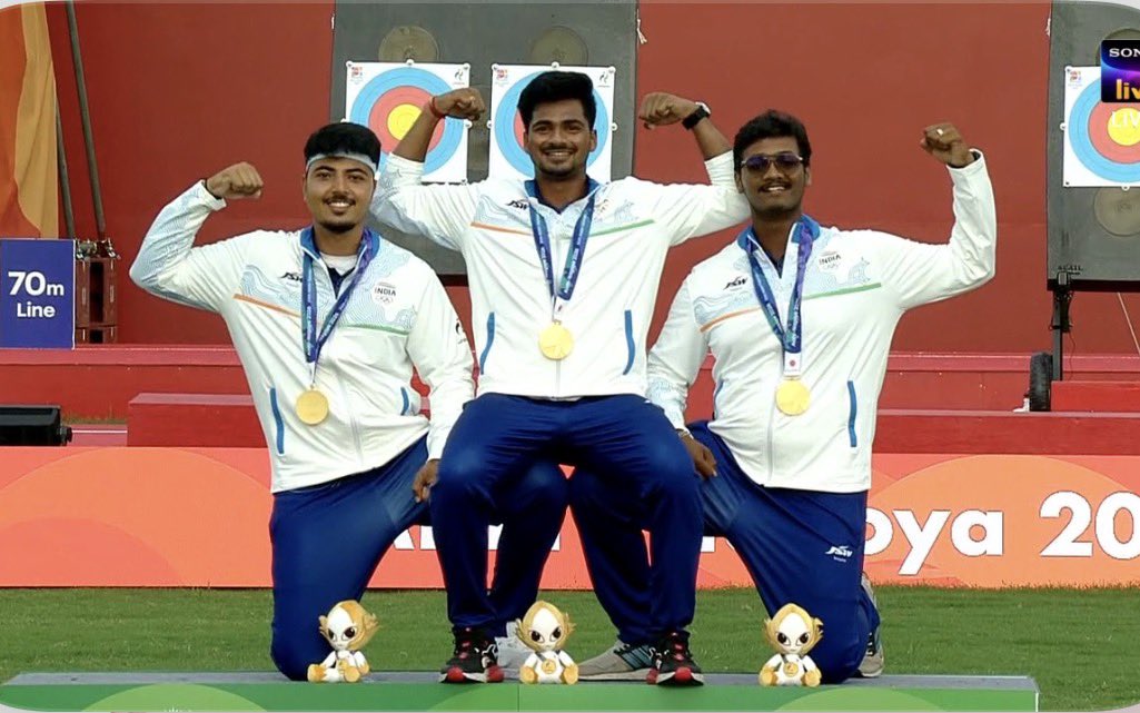 TheKhelIndia's tweet photo. THE GOLD WINNING TEAM INDIA 🥇🥹

- Beats Korea 🇰🇷 in the Semi Finals
- Beats China 🇨🇳 in Finals

The Trio of Sahil, Kushal &amp; Ganesh does it!!!!

ASIAN GAMES CHAMPION IN THR MEN’S COMPOUND TEAM! 🏆🤩 https://t.co/SRqwmZ8Izm