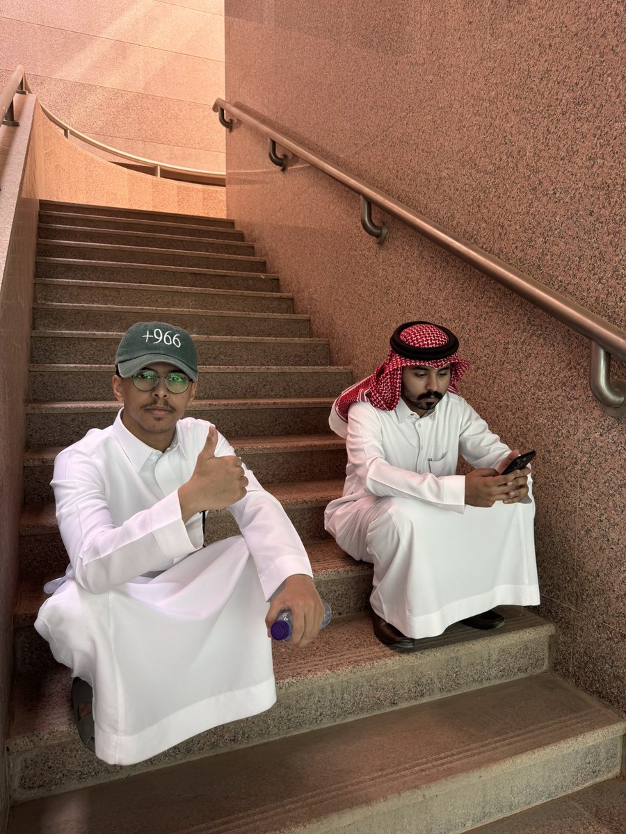 s3dwd's tweet photo. بريك ٥ ساعات https://t.co/78j9T12ruL