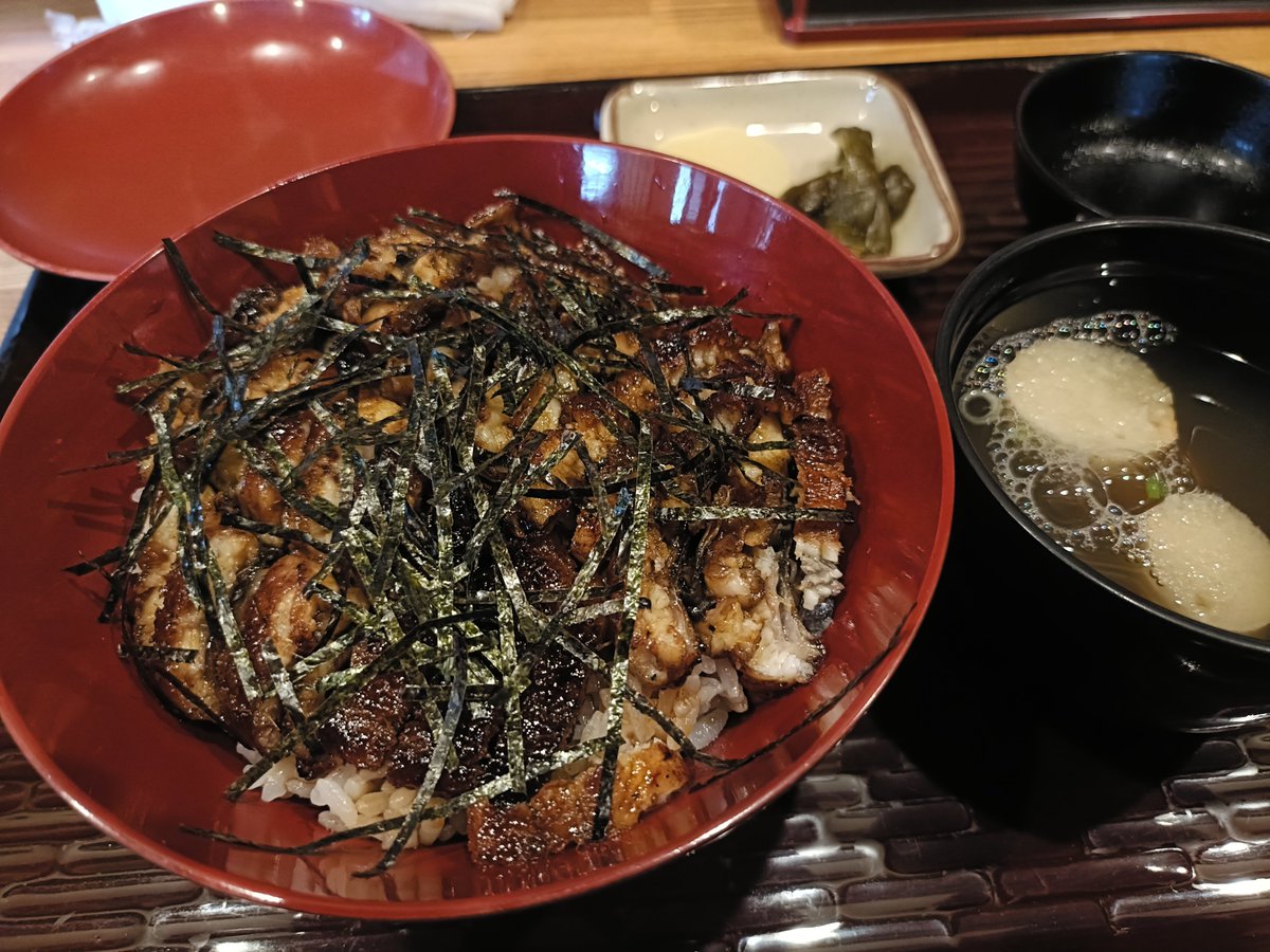 kazyukiFOB's tweet photo. 所要で三重。美味しい。 https://t.co/Mb3qDHyAku
