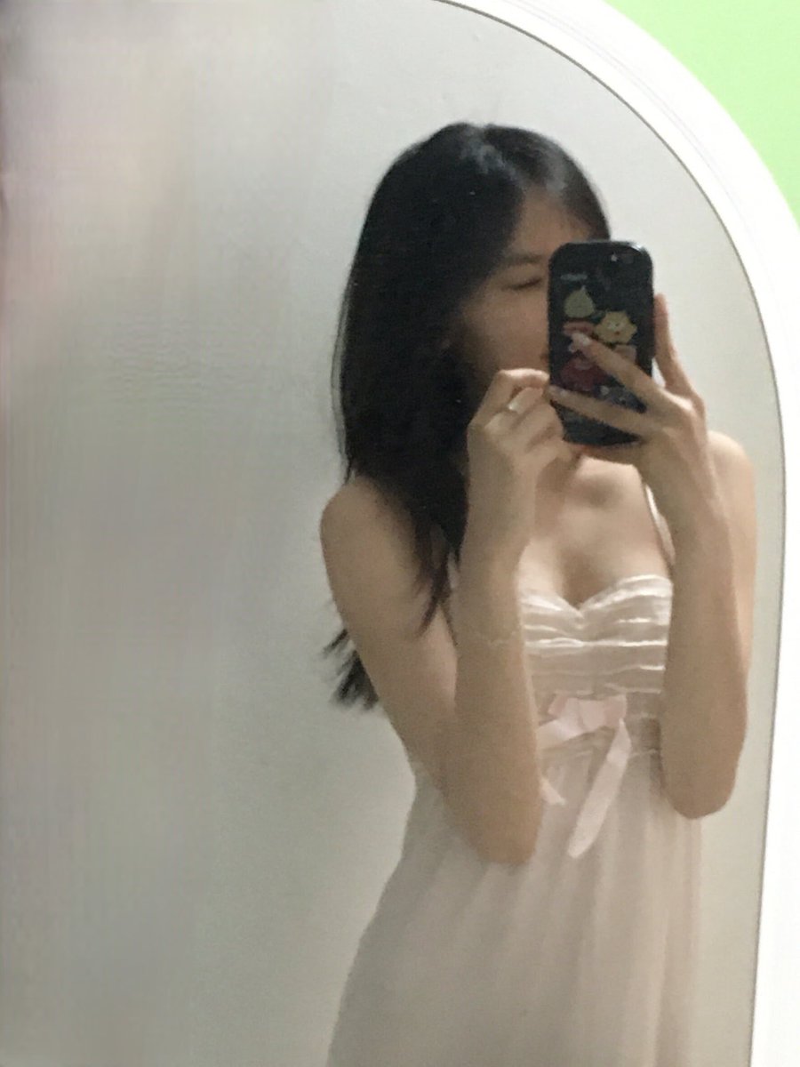 vui9haq's tweet photo. Lai them yêu roi https://t.co/lw8H9mqcs9