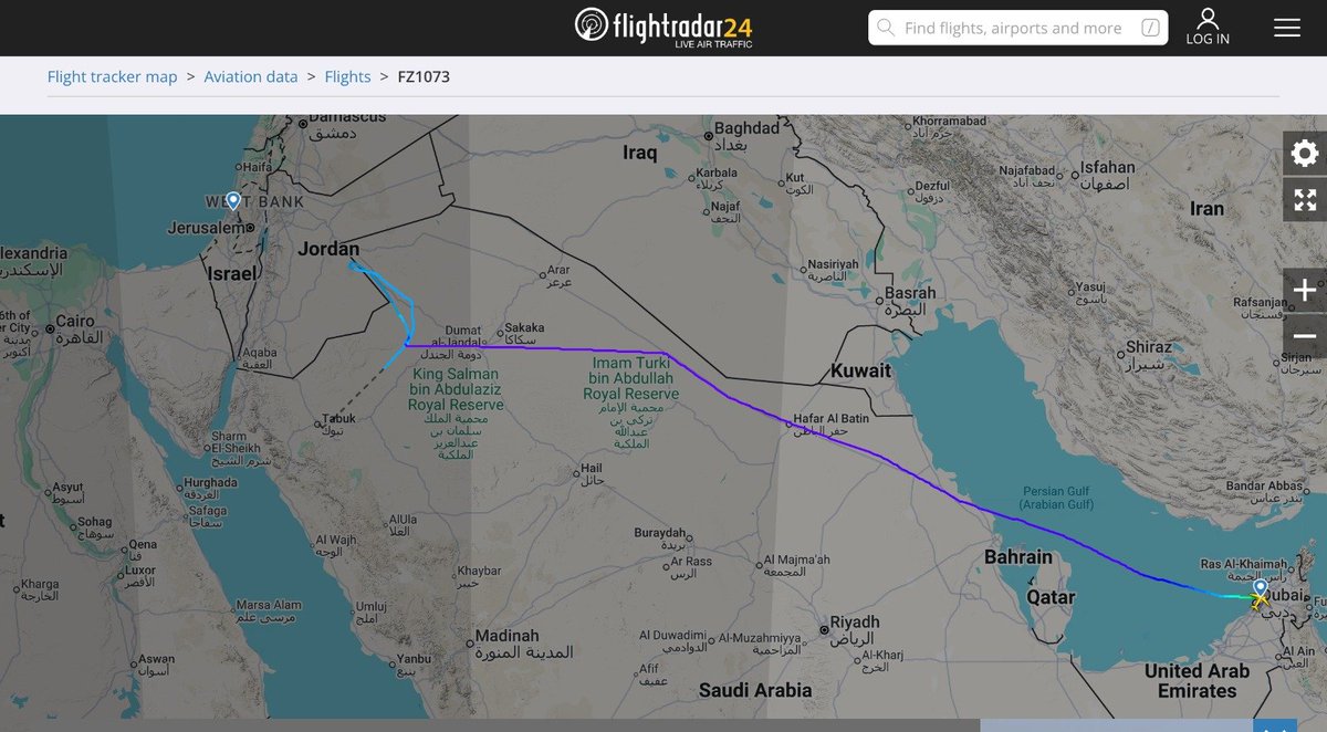 WorldAlertHi's tweet photo. 🚨 Hijacking scare over Saudi Arabia: A Dubai–Tel Aviv flydubai flight reportedly transmitted emergency (7700) and hijacking (7500) codes before turning back toward Dubai. The aircraft landed safely. 
#Dubai #TelAviv #SaudiArabia #Flydubai #Aviation #BreakingNews https://t.co/7os1M5qEq2