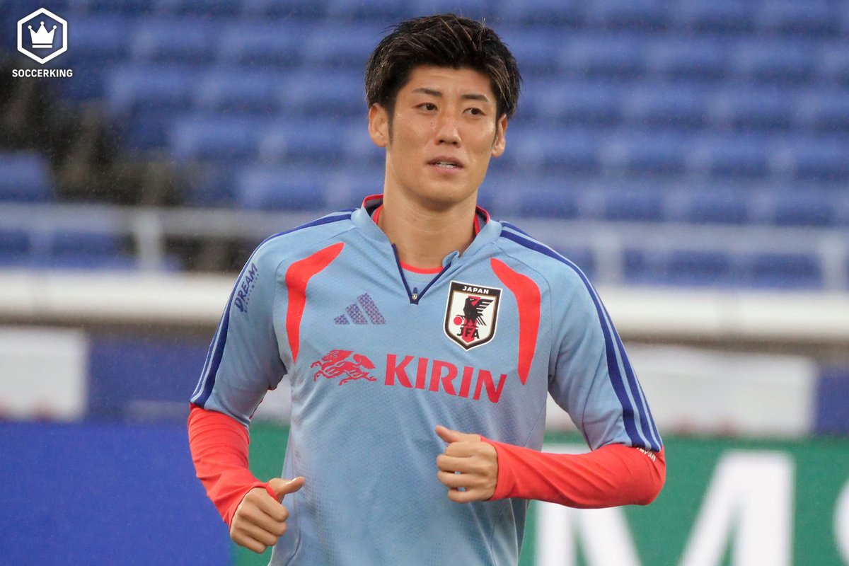 SoccerKingJP's tweet photo. 🇯🇵レポート📝
追加招集の望月ヘンリー海輝＆荒木隼人が合流！日本代表、中2日で迎えるエクアドル戦へ最終調整
https://t.co/9WO0ONnimA

🗣️編集部より
「横浜国際総合競技場での日本代表戦は、2021年3月の韓国代表戦（日本が3-0で勝利）以来、約5年半ぶりとなります」 https://t.co/FjRw6Ife87