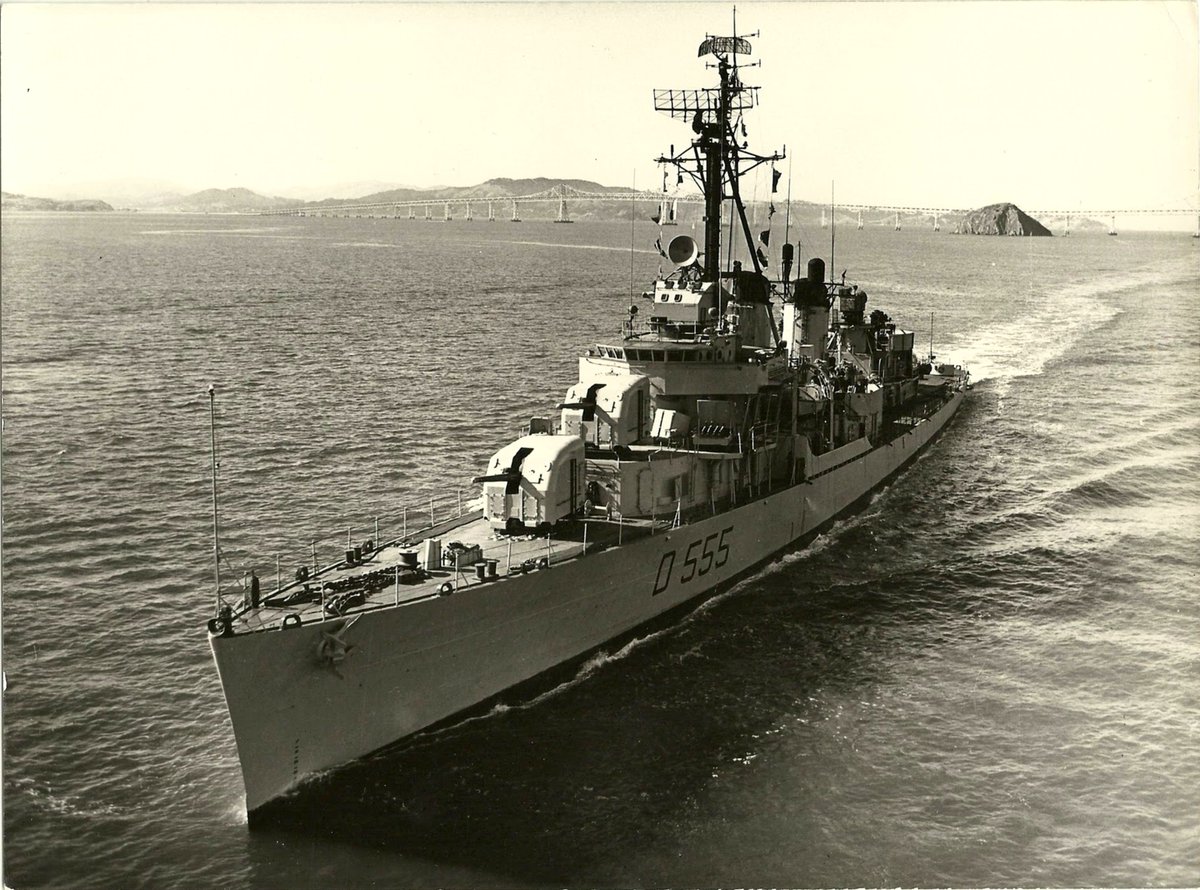 FlMichele69's tweet photo. Destroyers
DD #ITSGeniere D555 (1970-1975)
ex #USSPrichett DD561 Fletcher Class
📷 1970s
@ItalianNavy 🇮🇹 https://t.co/AkWzlyhRWU