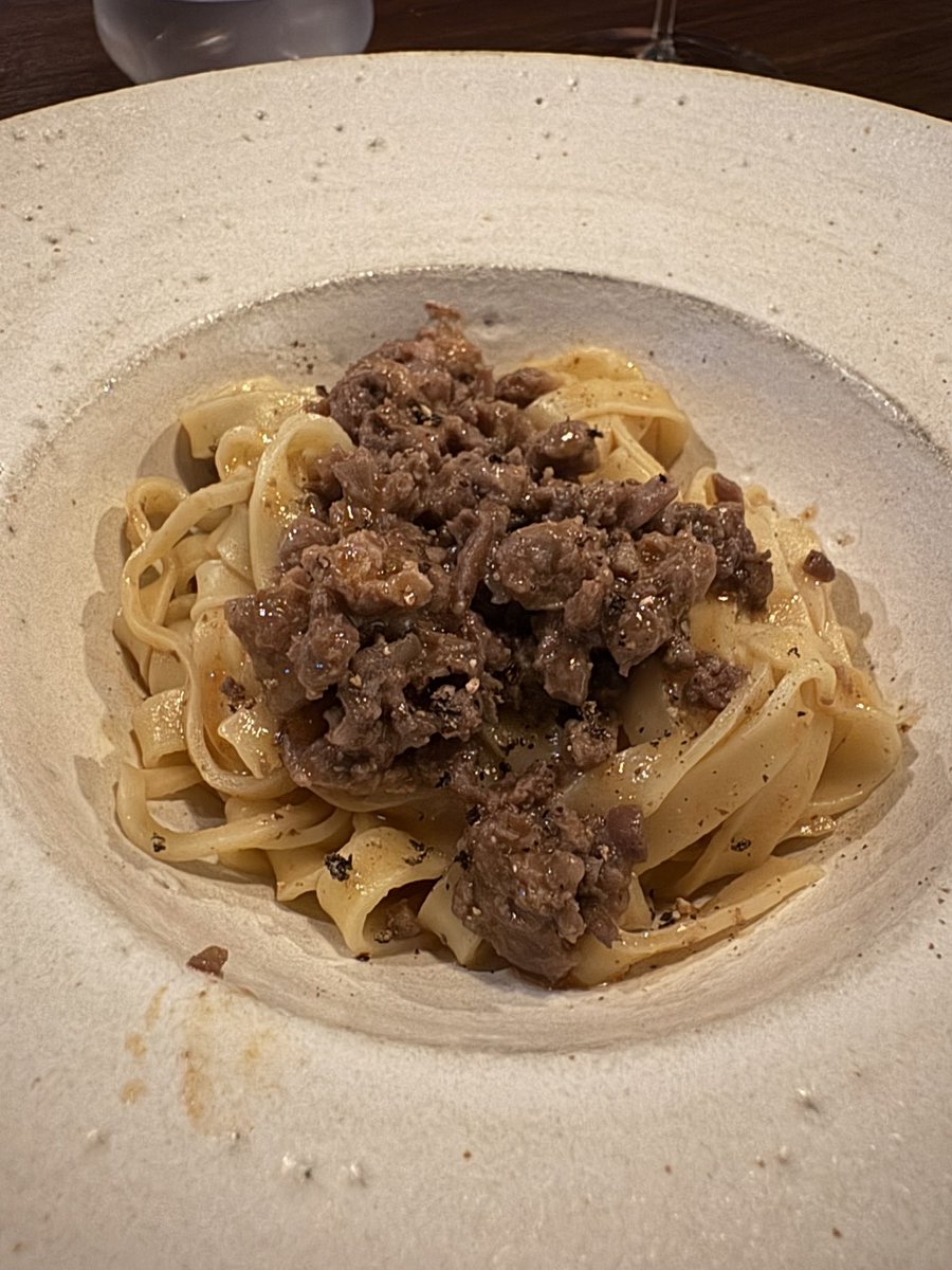 into_wines0531's tweet photo. 鴨をたくさん食いたきゃTROMBAへ行くのが良いカモ。鴨をふんだんに使ったコースはすごいカモ（断定）

📍TROMBA（神楽坂） https://t.co/5lpx6bzahz