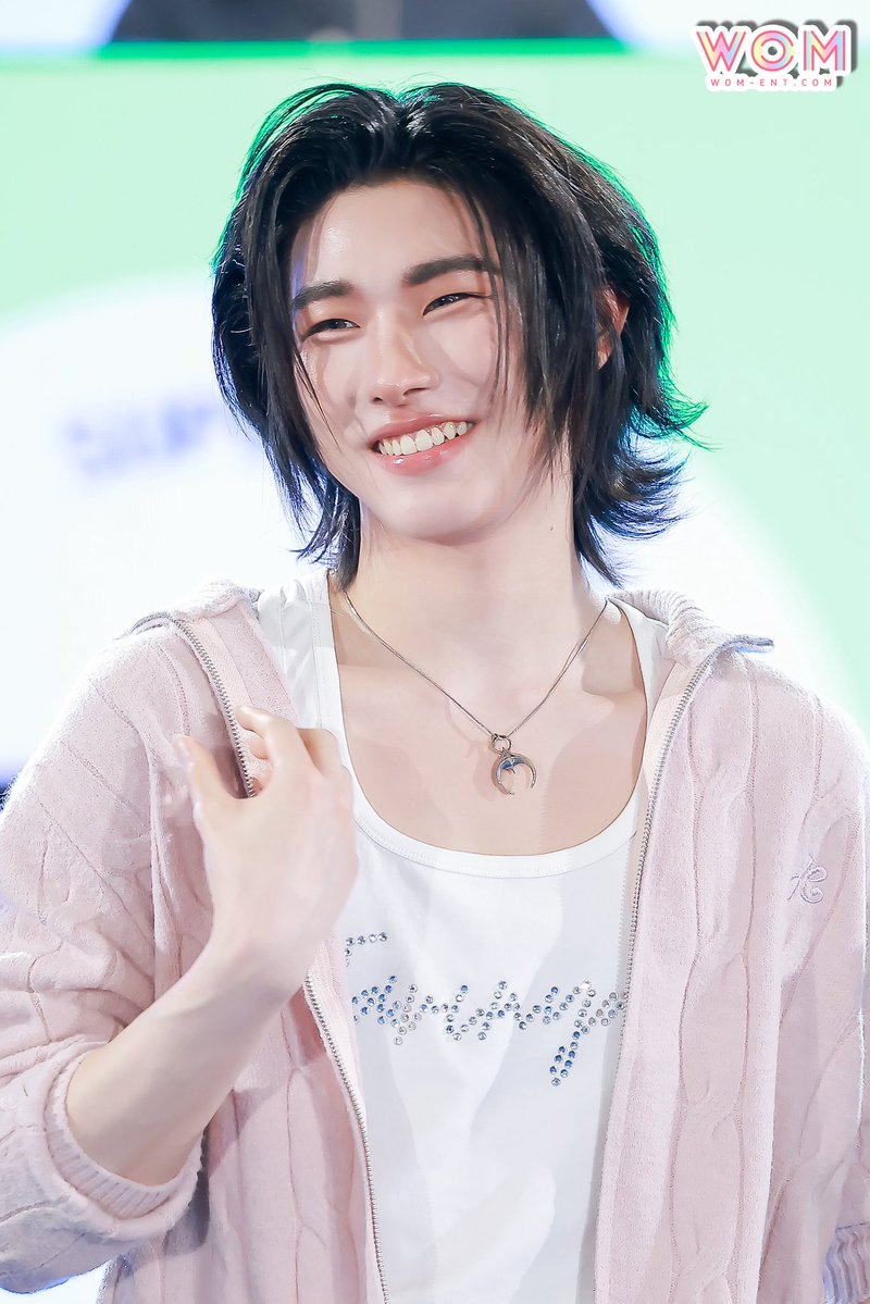 WOMENTERTAIN's tweet photo. ‘ เท็ดดี้ สิปปกร ’ ในงาน “ROBINSON SUPER JEANS WEEK 2026” 👖✨ 

SUPER JEANS WEEK X TEDDY
#RobinsonsSuperJeansWeekXTeddy
#teddyyy https://t.co/UwgHT2y9mL