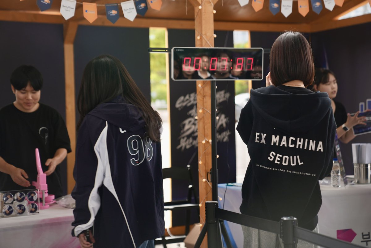 Brena_esports's tweet photo. 🎮리그 오브 레전드 국가대표 평가전 현장 속 BRENA!

부산이스포츠경기장 홍보부스에서는
✨부산광역시, 부산이스포츠경기장, LoL 관련 퀴즈
⏱️LoL 귀환 시간 8초 맞추기
🎨나만의 국가대표 선수단 캔뱃지 만들기

다양한 프로그램을 통해 많은 분들과 함께 즐거운 시간을 보냈습니다🎮🔥 https://t.co/Kt8ChSta8M