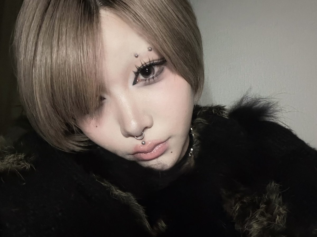 i3ri7_'s tweet photo. 自認ねこちゃんなので🐈‍⬛♡ https://t.co/NDusojO5pA