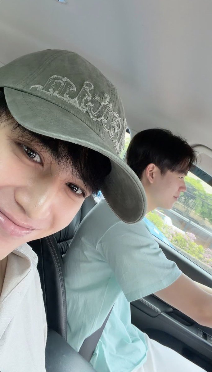 lovskeen's tweet photo. ayun si passenger princess https://t.co/5dHDQd464M