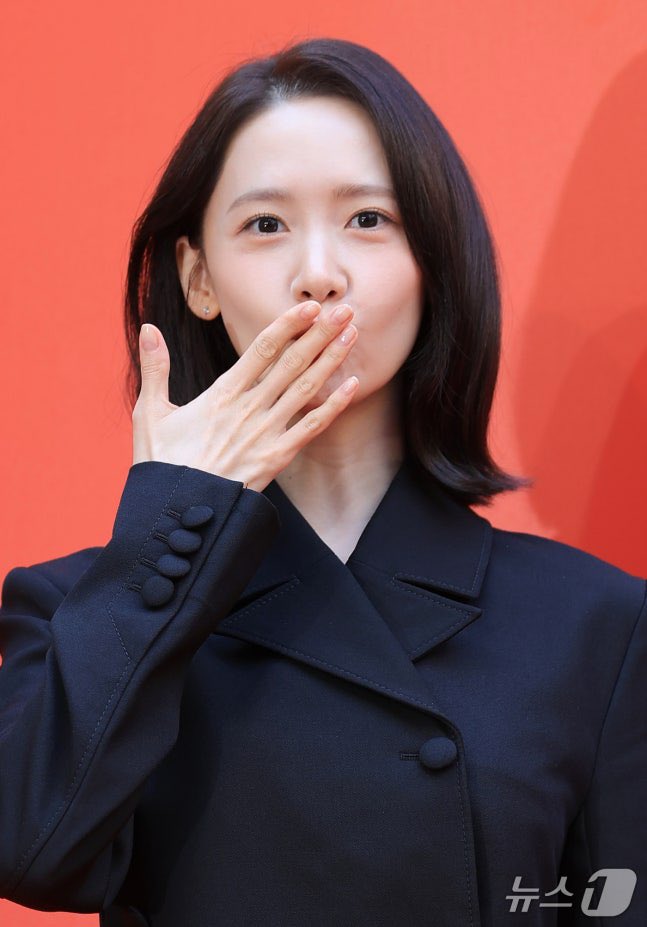 yeppeoyoona's tweet photo. 260930 YoonA at Sulwhasoo’s event

So pretty 🖤

#LimYoonA #임윤아 #YoonA #윤아 https://t.co/75336ZhBGx