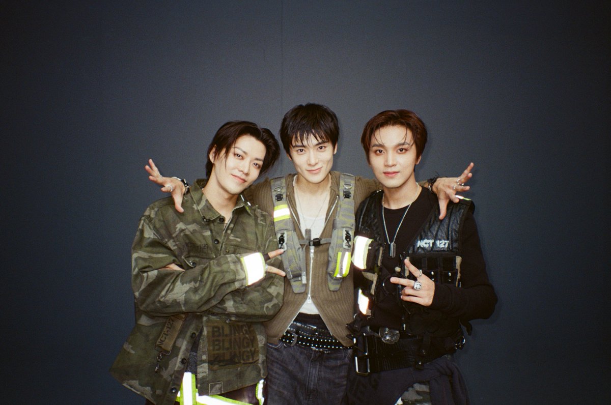 M2MPD's tweet photo. 필름카메라로 기록한 9월의 추억📸 10월에도 쭈욱 엠투와 함께해요❣ #9월의엠투 #M2film #MOVE_TO_PERFORMANCE #NCT127 @NCTsmtown_127 https://t.co/A0cKapPxVb