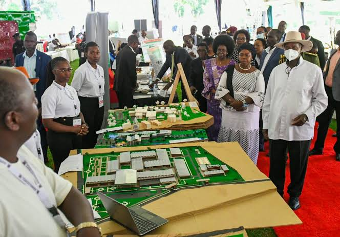 Vanguard_nra's tweet photo. Digital transformation requires stronger cybersecurity. Under President Yoweri Kaguta Museveni, Uganda has established institutional structures and programs for cybersecurity, data governance, and protection of citizens' information as ICT adoption grows. https://t.co/ONTFrjGaud