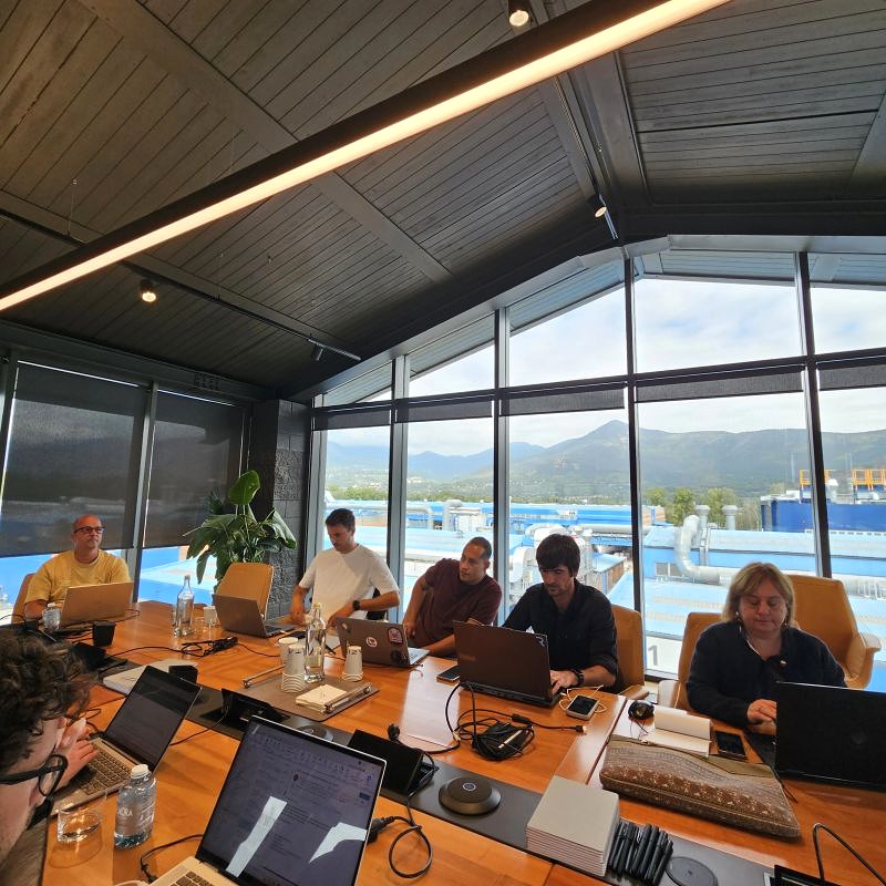 aimenct's tweet photo. 🇮🇹 FLASH-COMP | 23–24 Sep

Cristian Builes and Mario Román joined the project’s final technical meeting and dissemination event in Avigliana, Italy, where the results of its naval and aerospace use cases were presented.

✈️ AIMEN leads the aerospace use case. https://t.co/b7NsriMfYr