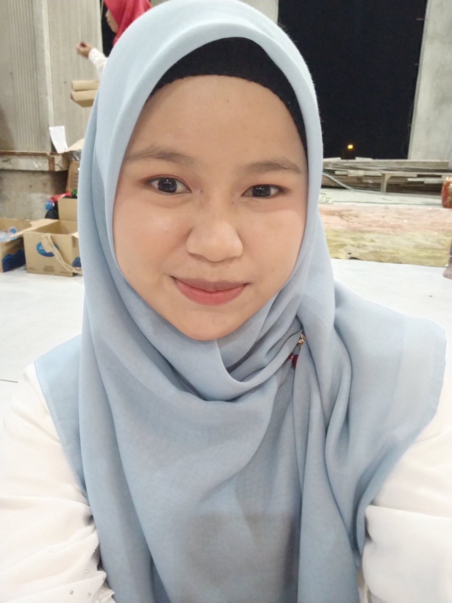 JHarning43417's tweet photo. Bisa GK ya kyk mreka² 
. Sukses di usia muda
. Jadi orang yang bermanfaat 
. Bisa bahagiakan orang tua DRI hal kecil
. Dapat yg setara https://t.co/kXMkc3Uxkw