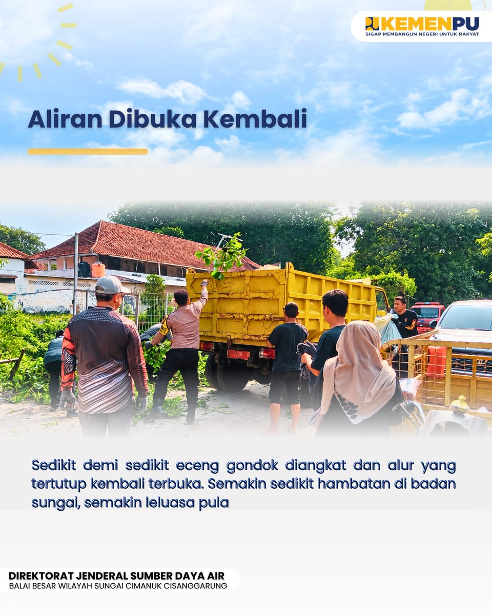 BBWSCimanuk's tweet photo. Eceng gondok yang menutup sebagian aliran Sungai Sukalila kembali dibersihkan. Sebanyak 21 personel BBWS Cimanuk Cisanggarung turun menyisir sungai dan mengangkat tanaman yang menumpuk di sejumlah bagian 

#sigapmembangunnegeriuntukrakyat
#mengelolaairuntuknegeri
#bbwscimancis https://t.co/oMfO7V7aH4