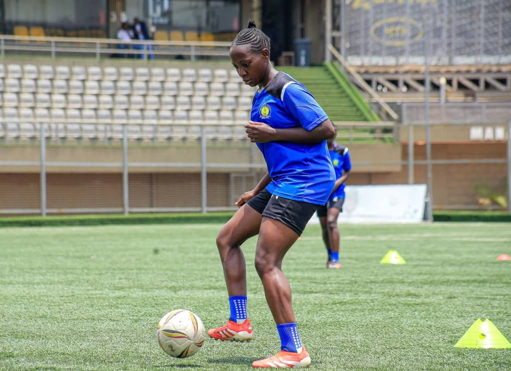ura_lfc's tweet photo. WCW 💙🔥 | Elizabeth Nakigozi!

Crushing on the history-maker who scored our first-ever FWSL goal! ⚽️👑 What a moment, Nakigozi! 💪🏾

#URALadiesFC #OneTeamOneDream #FWSL #WCW https://t.co/E4c8jI9LqK