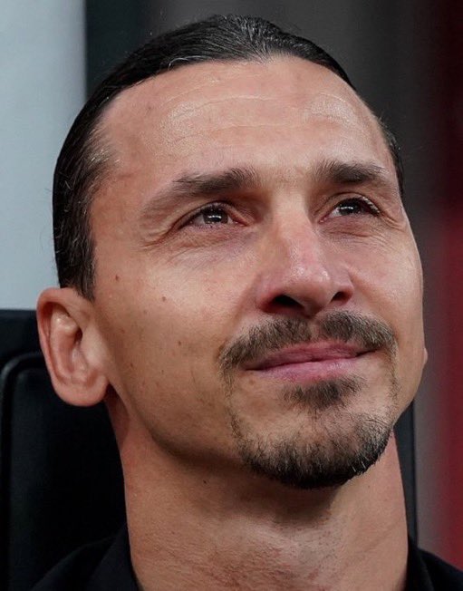 derocktoldme's tweet photo. 🚨𝗠𝗔𝗝𝗢𝗥 𝗕𝗥𝗘𝗔𝗞𝗜𝗡𝗚: Zlantan Ibrahimovic has come out with 4 Reasons why Manchester City can't be relegated: 

1. “Billions of people will stop watching the Premier League and switch to the Championship just to watch City play.

2. The Premier League will lose relevance because people will lose interest in it.

3. The Premier League won't be able to compete in Europe properly, because we were the ones giving them PR on the biggest stage.

4. The Premier League will lose billions in revenue because City has one of the strongest fanbases in Europe.

So if you're thinking Man City should be relegated, I'm sorry 😂. The Premier League can't risk all this.”