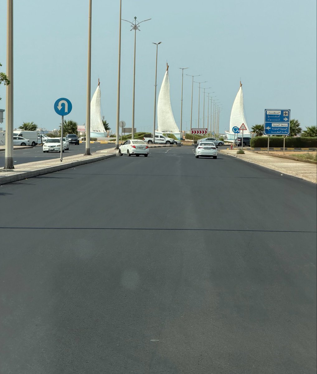Oth090man's tweet photo. إعادة سفلتة طريق الملك خالد بينبع من اشارة الدلة الى دوار السفن أمر جميل ومُبهِج الحقيقة .. أصبحت سلبيات هذا الجزء من الطريق أمراً من الماضي 

شكراً بلدية ينبع 

شكراً ادارة المشاريع .. 

تستحقون ذلك https://t.co/nYoRqSV3oI
