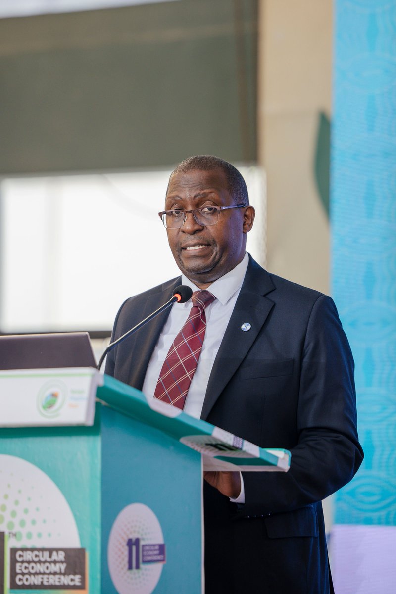 KEPSA_KENYA's tweet photo. @SustainaBizKe @GrowthAfrica @Bopinc @BSRnews @Swisscontact 'People have built businesses around coconut shells, textiles, plastics &amp; other materials that many would simply describe as waste. I encourage you to listen to these stories not only as examples but as business cases.' Albert Wambugu, CEO, Hand in Hand  Eastern Africa https://t.co/dLNkDccTPL