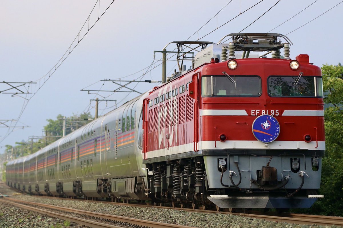 jiro29992718's tweet photo. #ありがとう95号機　#EF81-95

さよなら虹釜 https://t.co/pCtCrO50yf