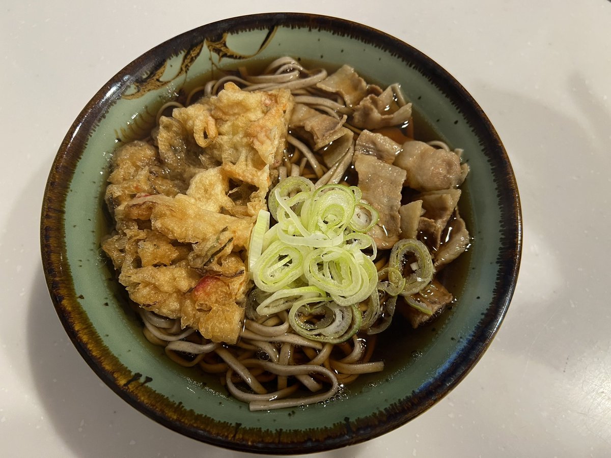 retamo94's tweet photo. 9月30日
半かき揚げ肉そば
#そば #蕎麦 #SOBA #毎日そば生活 #路麺 #蕎麦活 #そば生活 #蕎麦スタグラム #自炊 #朝活 #自宅ごはん #麺 #麺スタグラム #かき揚げ #肉そば https://t.co/xE8pj9C2yD